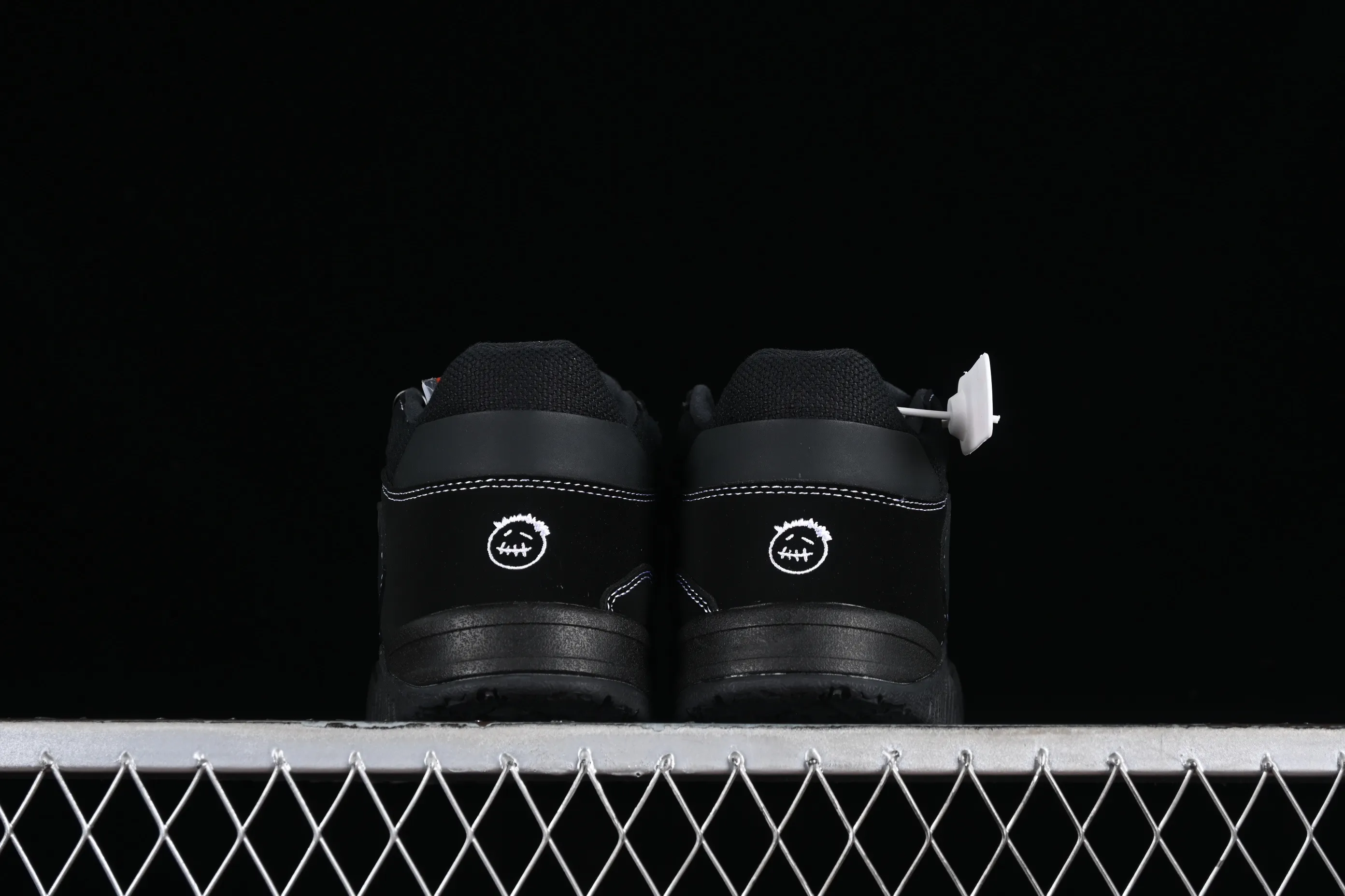 All categories Air Jordan Jordan series basketball shoes Air Jordan 1 Low F version Travis Scott x Jordan Cut The Check AJ1 Joe 1 hook and loop fashion basketball shoes DR9317-001